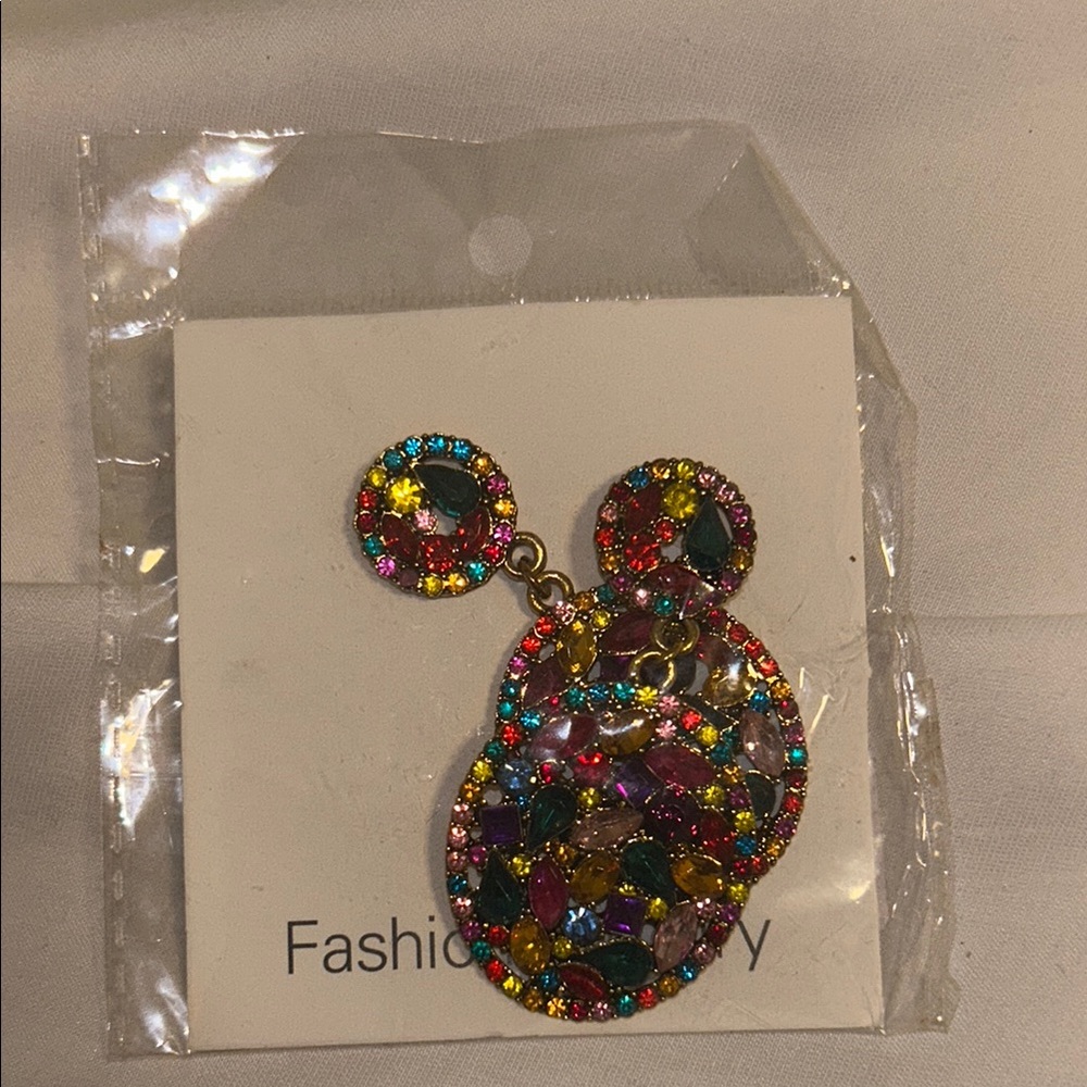 Chic White Stud Earrings